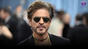 After 17 years, Shah Rukh Khan hosts Filmfare Awards